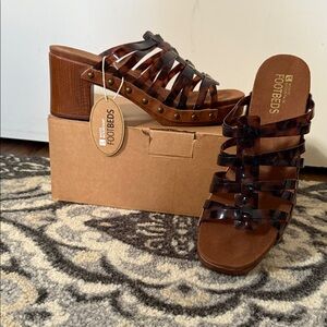 White Mountain Brown Mules with Strappy Design